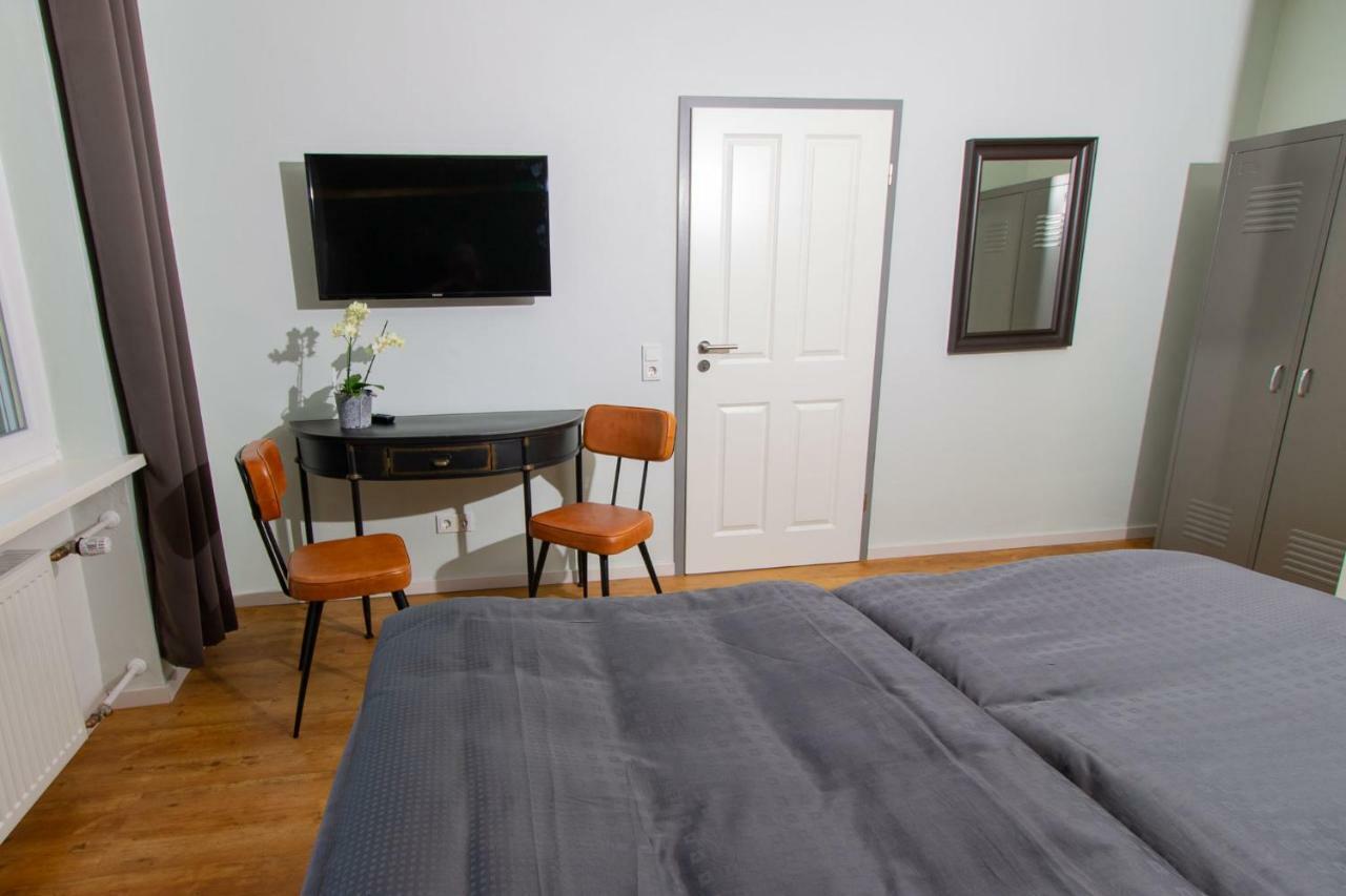 Weingut Gerd Muellers Hotel Kröv Buitenkant foto